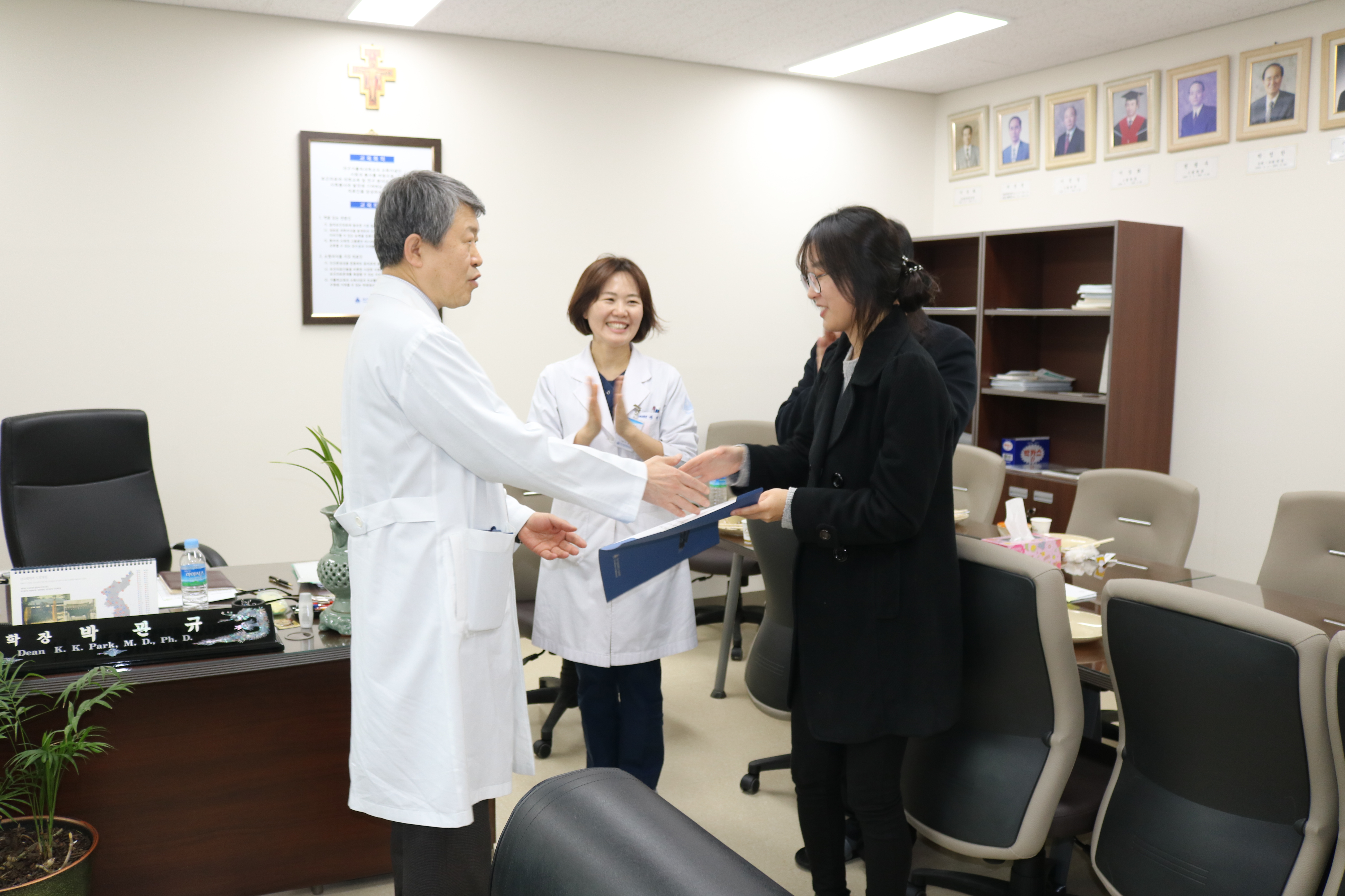 IMG_1604.JPG 이미지를 클릭하시면 원본크기를 보실 수 있습니다.
