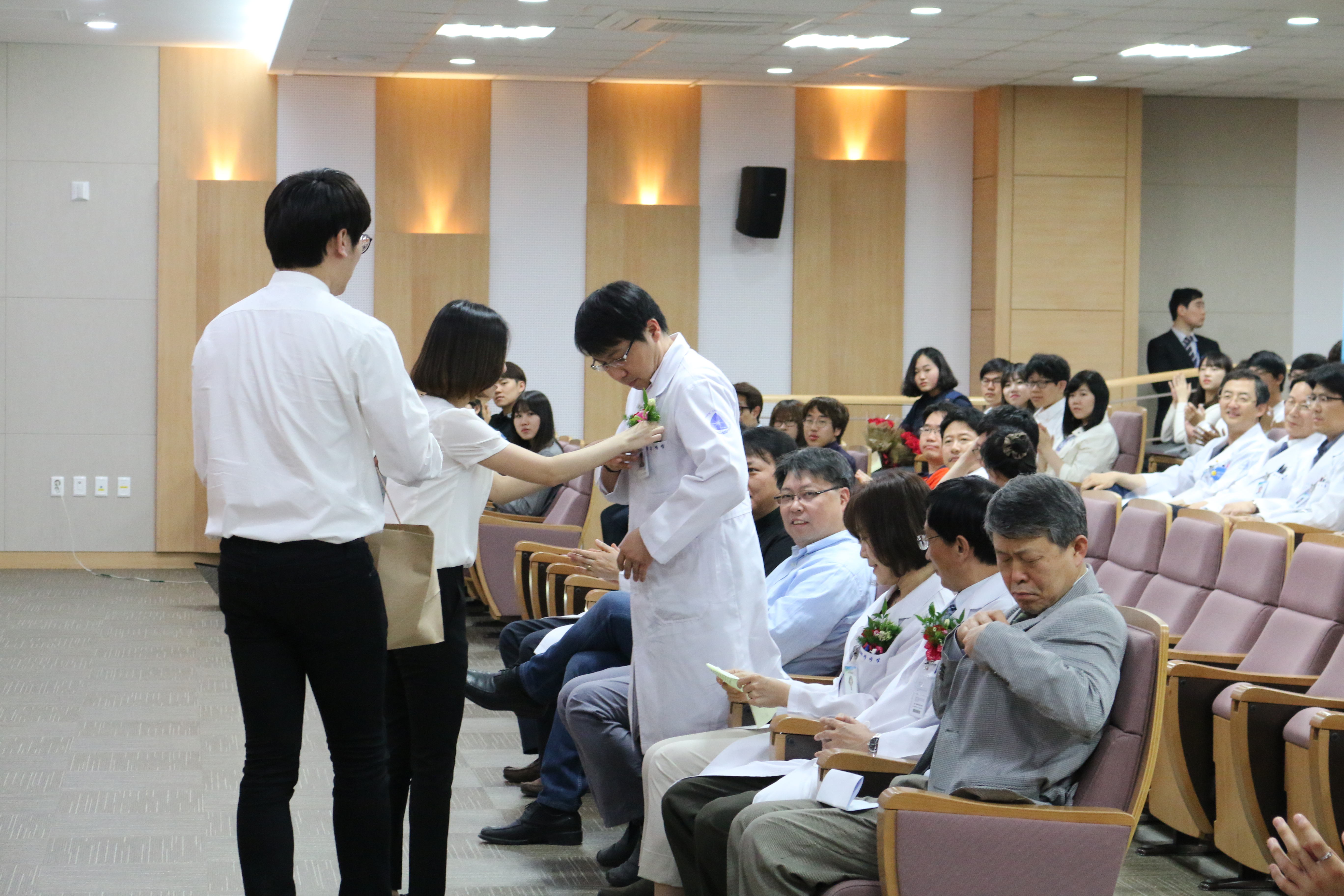 IMG_1262.JPG 이미지를 클릭하시면 원본크기를 보실 수 있습니다.